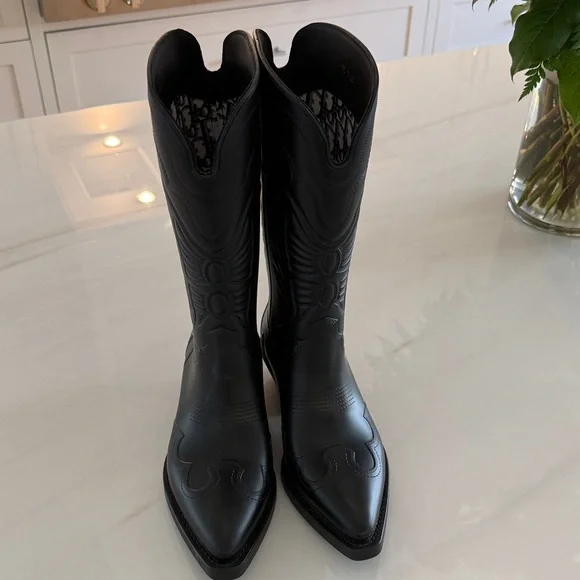 Dior Black Heeled Boots - Picture 6 of 9